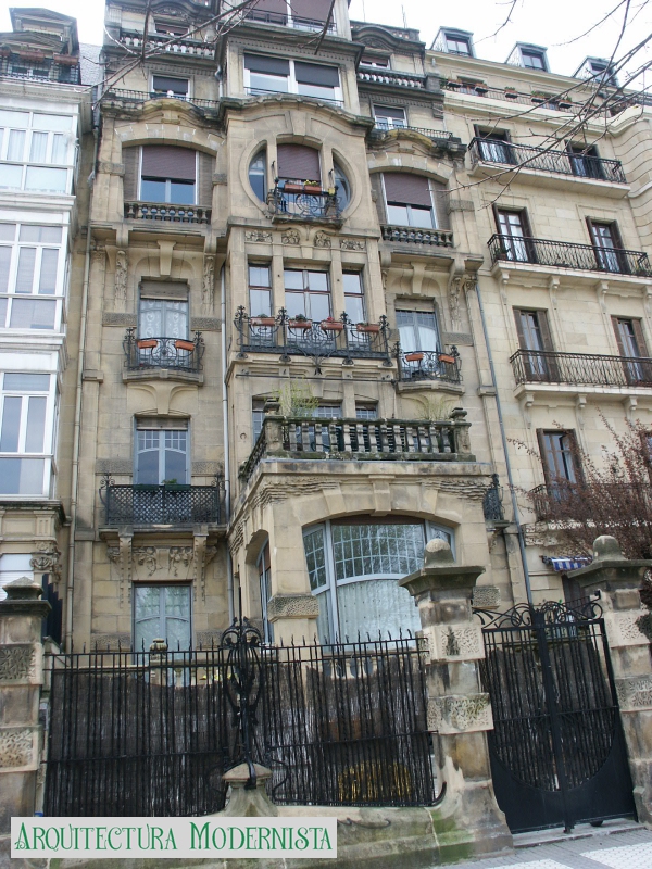 Casa Ramón Múgica - Gernikako A. (Foto: Valentí Pons Toujouse, 2004) Casa Ramón Múgica - Gernikako A.
