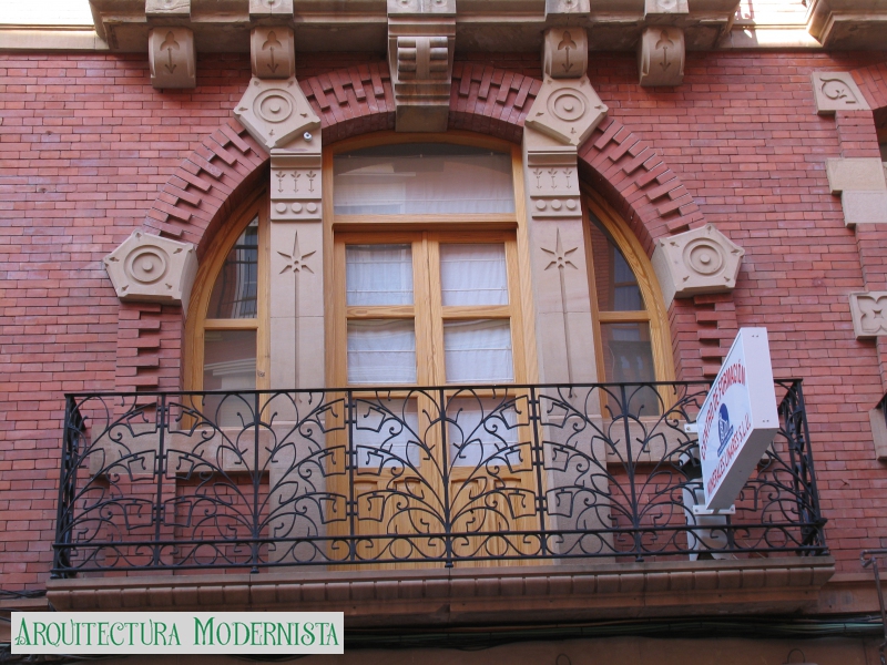 Casa Faustino Caro Piñar - detall