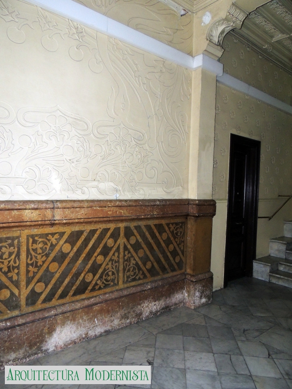 Casa Sahis - vestíbul