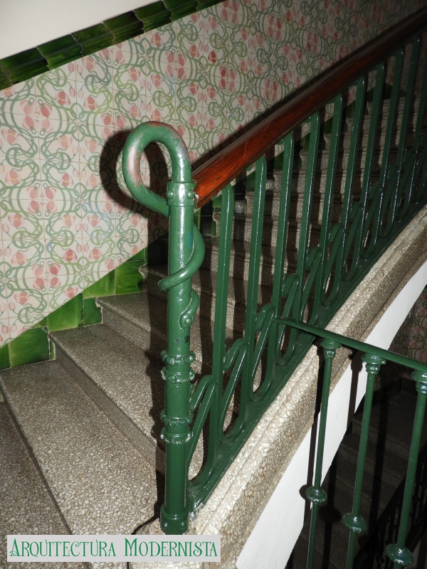 escala interior (Foto: Valentí Pons Toujouse, 2018) escala interior