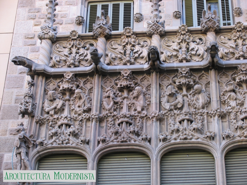 Palau Baró de Quadras - detall tribuna (Foto: Valentí Pons Toujouse, 2019) Palau Baró de Quadras - detall tribuna