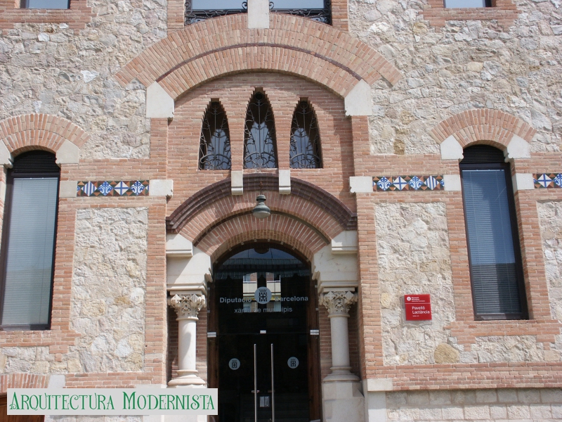 Maternitat - Lactància (Foto: Valentí Pons Toujouse, 2006) Maternitat - Lactància