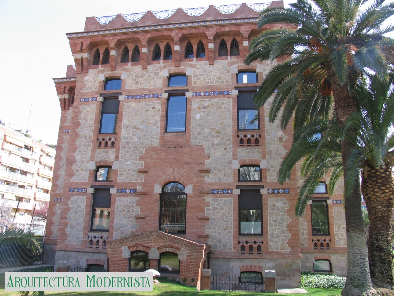 Maternitat - Lactància (Foto: Valentí Pons Toujouse, 2007) Maternitat - Lactància
