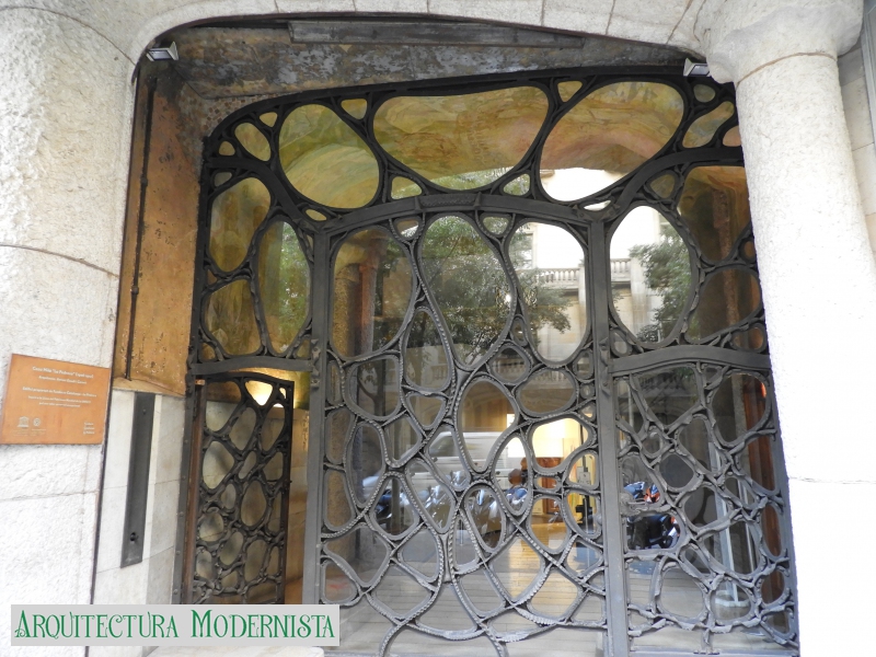 Pedrera - porta Provença (Foto: Valentí Pons Toujouse, 2021) Pedrera - porta Provença