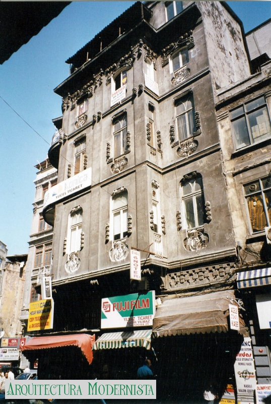 (Foto: Valentí Pons Toujouse, 2001)