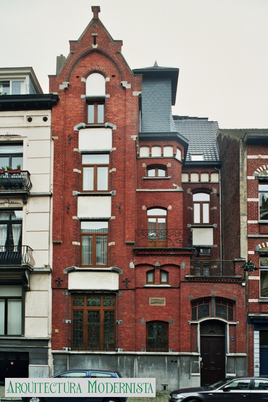 (Foto: © SPRB-DMS; https://monument.heritage.brussels/fr/Bruxelles_Extension_Est/Rue_des_Confederes/123/17761, 2007)