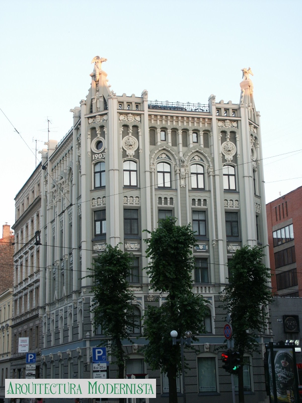 (Foto: Valentí Pons Toujouse, 2002)