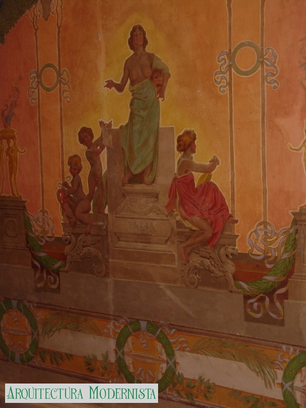 (Foto: https://www.theatre-architecture.eu/en/db/?theatreId=242)