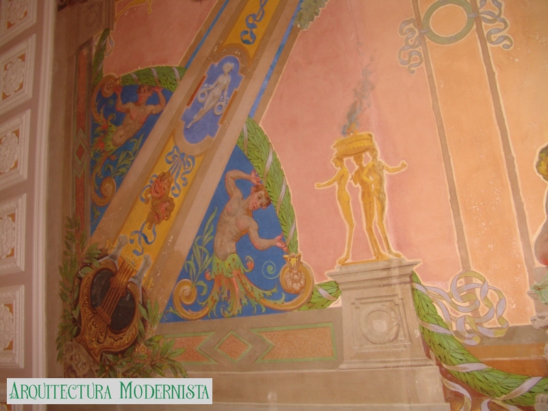 (Foto: https://www.theatre-architecture.eu/en/db/?theatreId=242)