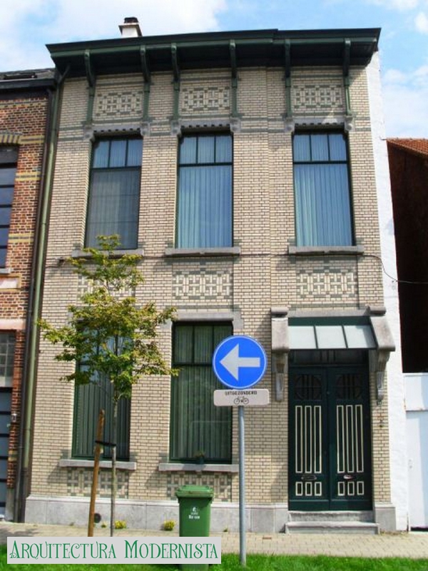 (Foto: Toon Cappuyns; https://inventaris.onroerenderfgoed.be/erfgoedobjecten/11411, 2011)