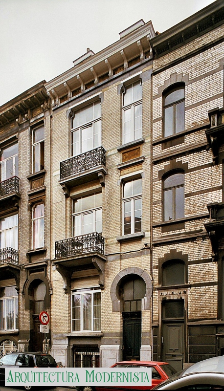 (Foto: © SPRB-DMS; https://monument.heritage.brussels/fr/Ixelles/Rue_de_Hennin/23/18790, 2009)