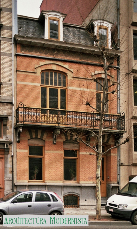 (Foto: © SPRB-DMS; https://monument.heritage.brussels/fr/Bruxelles_Extension_Est/Avenue_de_Cortenberg/83/18465, 2010)