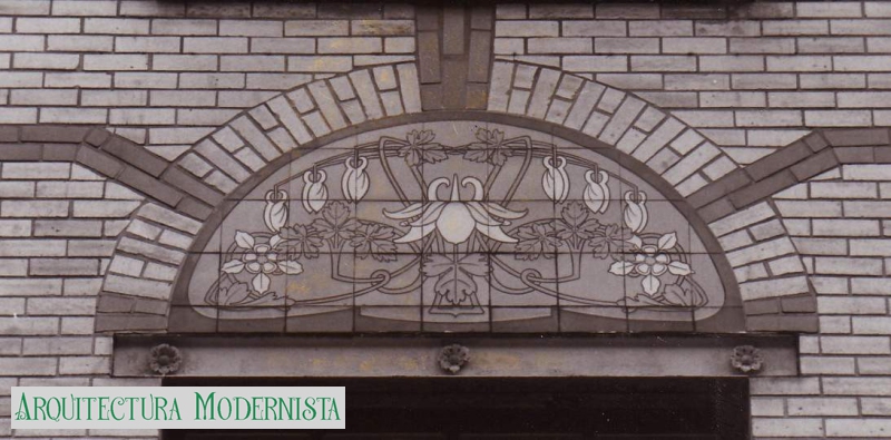 (Foto: © SPRB-DMS; https://monument.heritage.brussels/fr/Etterbeek/Rue_Gaerard/85/13815, 1994)