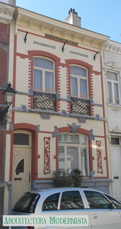 (Foto: © SPRB-DMS; https://monument.heritage.brussels/fr/Anderlecht/Rue_du_Greffe/22/36277, 2015)