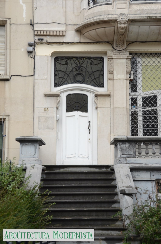 (Foto: © SPRB-DMS; https://monument.heritage.brussels/fr/Schaerbeek/Boulevard_Lambermont/68/22096, 2013)