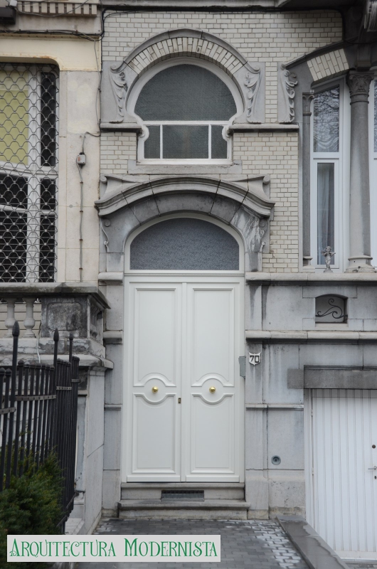 (Foto: © SPRB-DMS; https://monument.heritage.brussels/fr/Schaerbeek/Boulevard_Lambermont/68/22096, 2013)