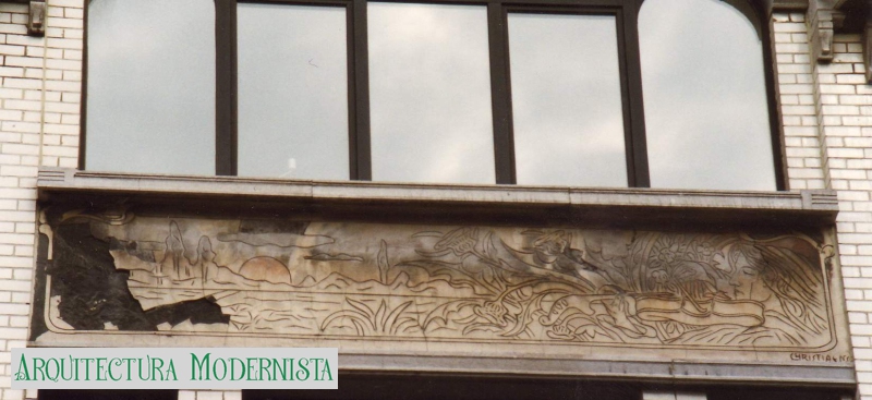 (Foto: © SPRB-DMS; https://monument.heritage.brussels/fr/Etterbeek/Rue_Philippe_Baucq/121/15205, 1998)