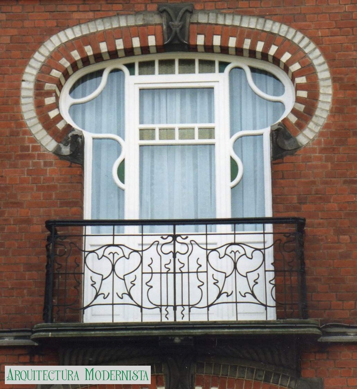(Foto: © SPRB-DMS; https://monument.heritage.brussels/fr/Etterbeek/Place_Saint-Antoine/10/15003, 1993)