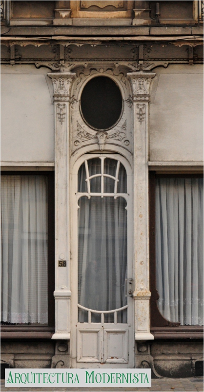 (Foto: © SPRB-DMS; https://monument.heritage.brussels/fr/Schaerbeek/Avenue_Princesse_Elisabeth/58/22765, 2013)