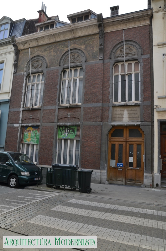 (Foto: © SPRB-DMS; https://monument.heritage.brussels/fr/Bruxelles_Pentagone/Rue_Locquenghien/16/32695, 2015)
