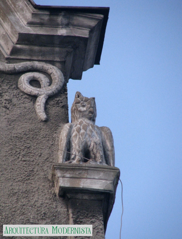 (Foto: Marek Demidowicz; muzeumsecesji.pl, 2010)