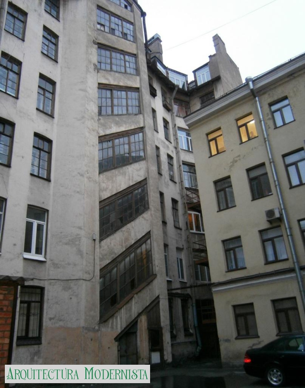 (Foto: https://www.citywalls.ru/house9893.html)