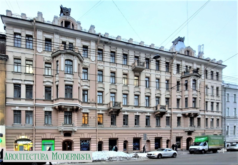 (Foto: люблюпитер; https://www.citywalls.ru/house12967.html, 2022)