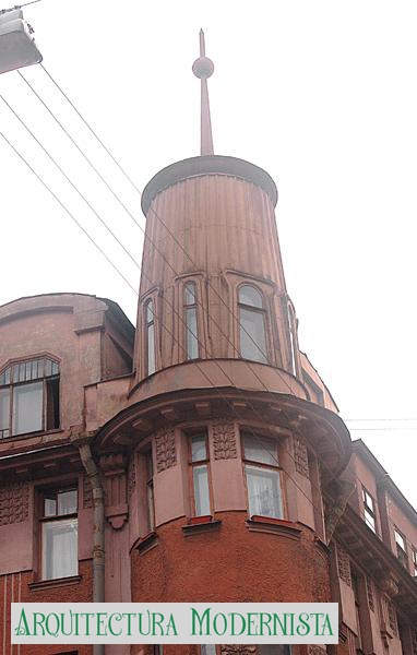(Foto: https://www.citywalls.ru/house1304.html)