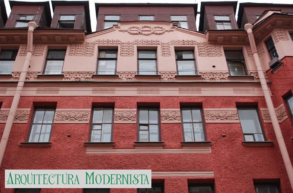 (Foto: Наталия; https://www.citywalls.ru/house1304.html, 2008)