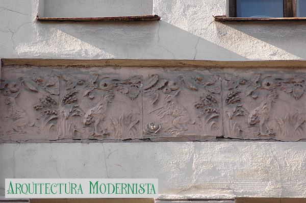 (Foto: Mary; https://www.citywalls.ru/house1276.html, 2009)