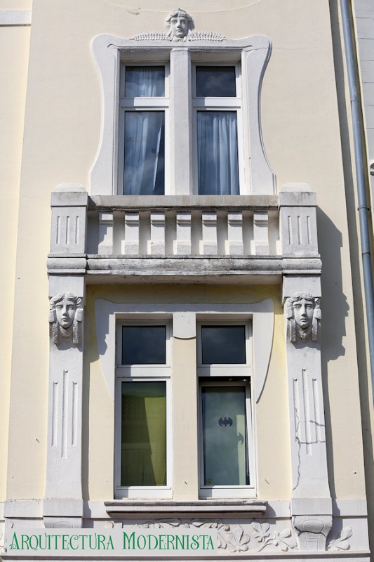 (Foto: https://isartnouveau.blogspot.com/)