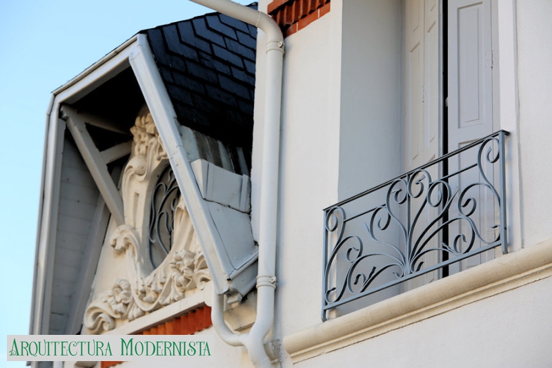 (Foto: https://isartnouveau.blogspot.com/, 2021)