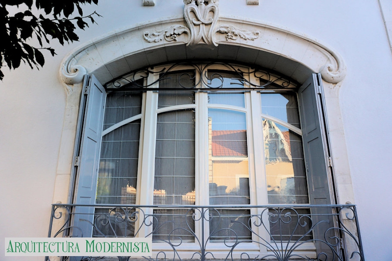 (Foto: https://isartnouveau.blogspot.com/, 2021)