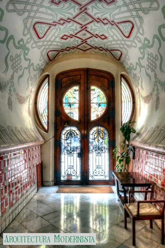 (Foto: https://isartnouveau.blogspot.com/, 2016)