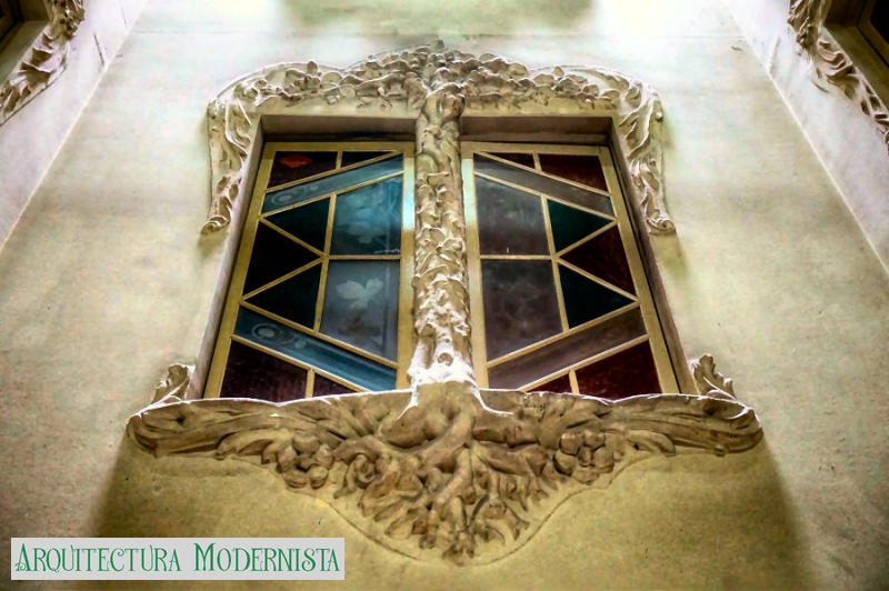 (Foto: https://isartnouveau.blogspot.com/, 2016)