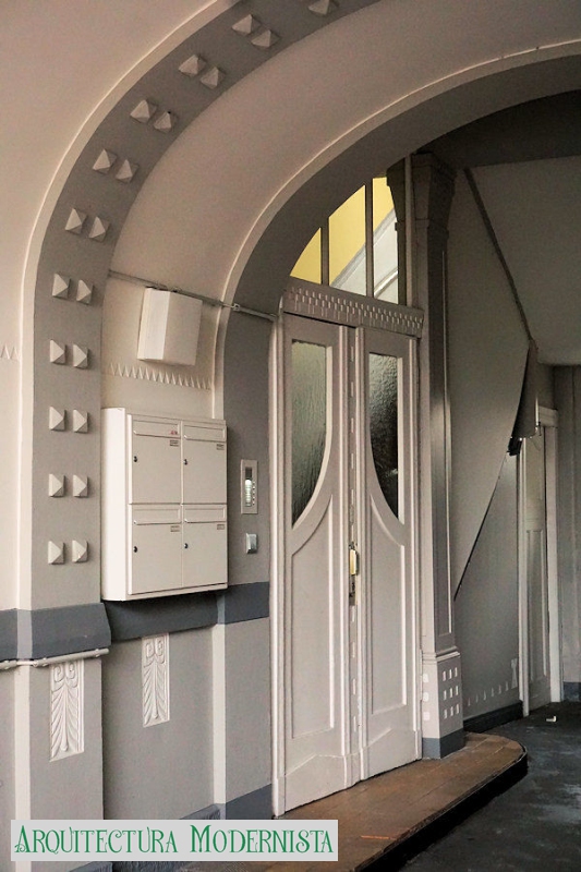 (Foto: https://isartnouveau.blogspot.com, 2019)