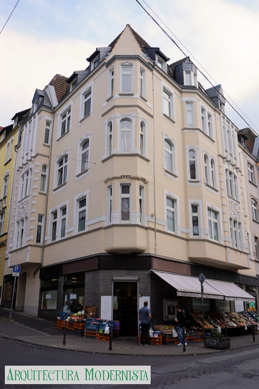 (Foto: https://isartnouveau.blogspot.com, 2018)