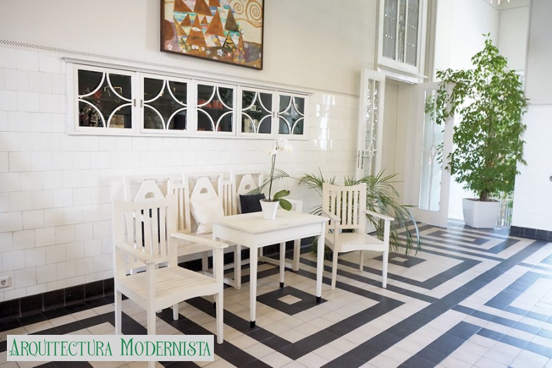 (Foto: https://isartnouveau.blogspot.com, 2015)