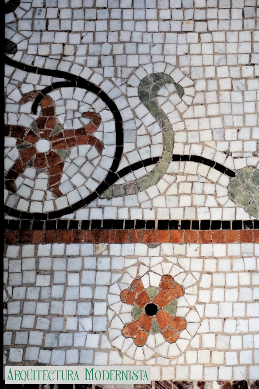 (Foto: https://isartnouveau.blogspot.com, 2015)