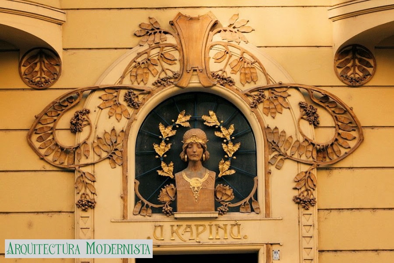 (Foto: https://isartnouveau.blogspot.com, 2011)