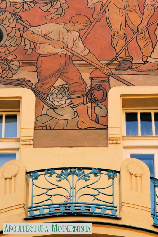 (Foto: https://isartnouveau.blogspot.com, 2011)