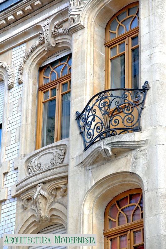 (Foto: https://isartnouveau.blogspot.com, 2014)