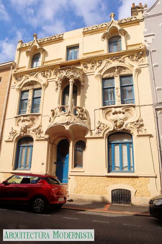 (Foto: https://isartnouveau.blogspot.com, 2022)