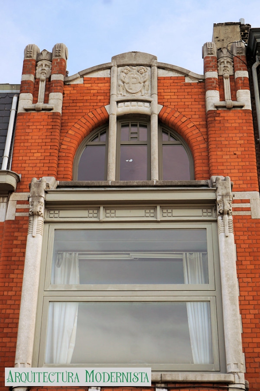 (Foto: https://isartnouveau.blogspot.com, 2018)