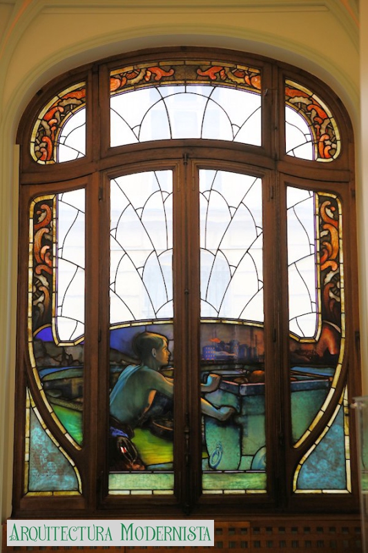 (Foto: https://isartnouveau.blogspot.com, 2012)