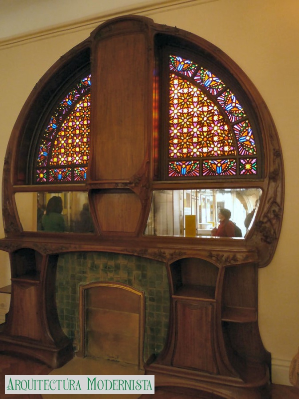 (Foto: https://isartnouveau.blogspot.com, 2012)