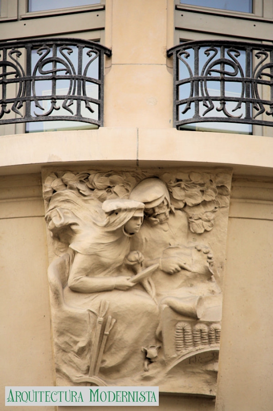(Foto: https://isartnouveau.blogspot.com, 2019)