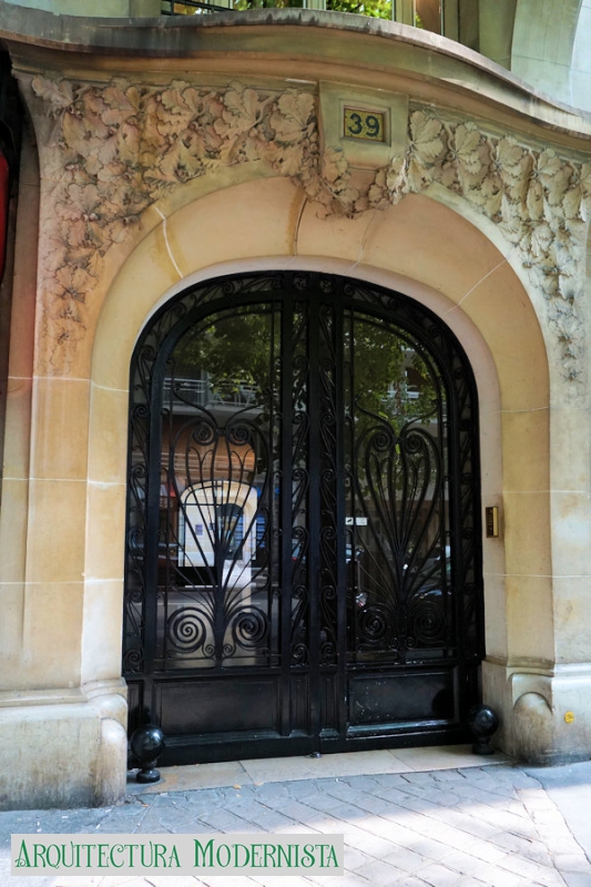 (Foto: https://isartnouveau.blogspot.com, 2019)