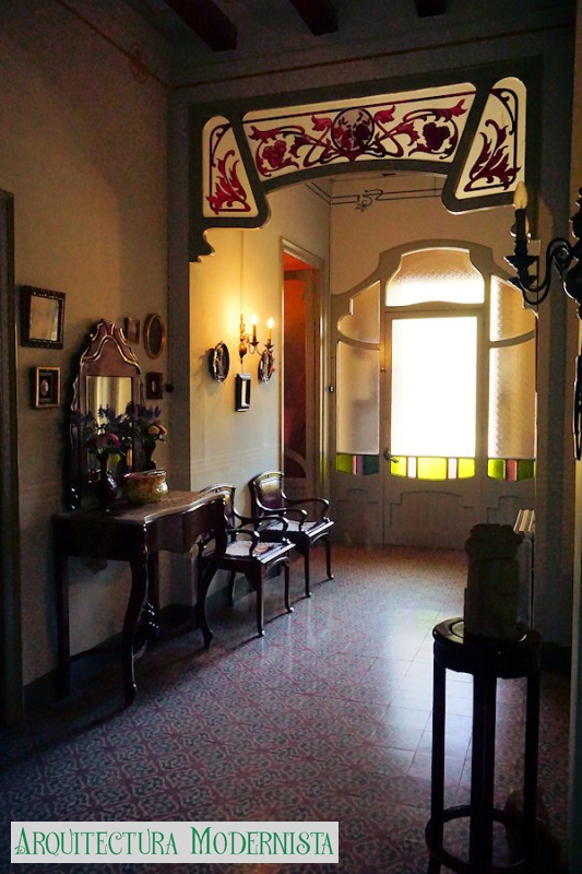 (Foto: https://isartnouveau.blogspot.com, 2014)