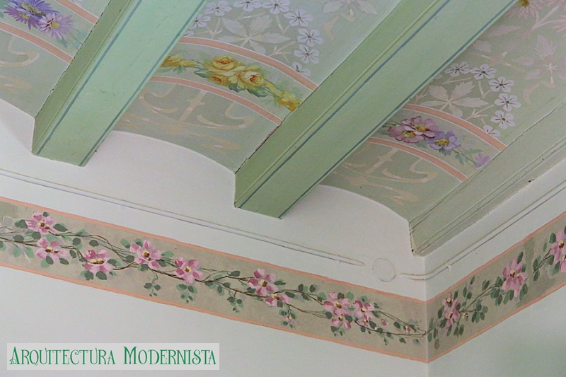 (Foto: https://isartnouveau.blogspot.com, 2014)